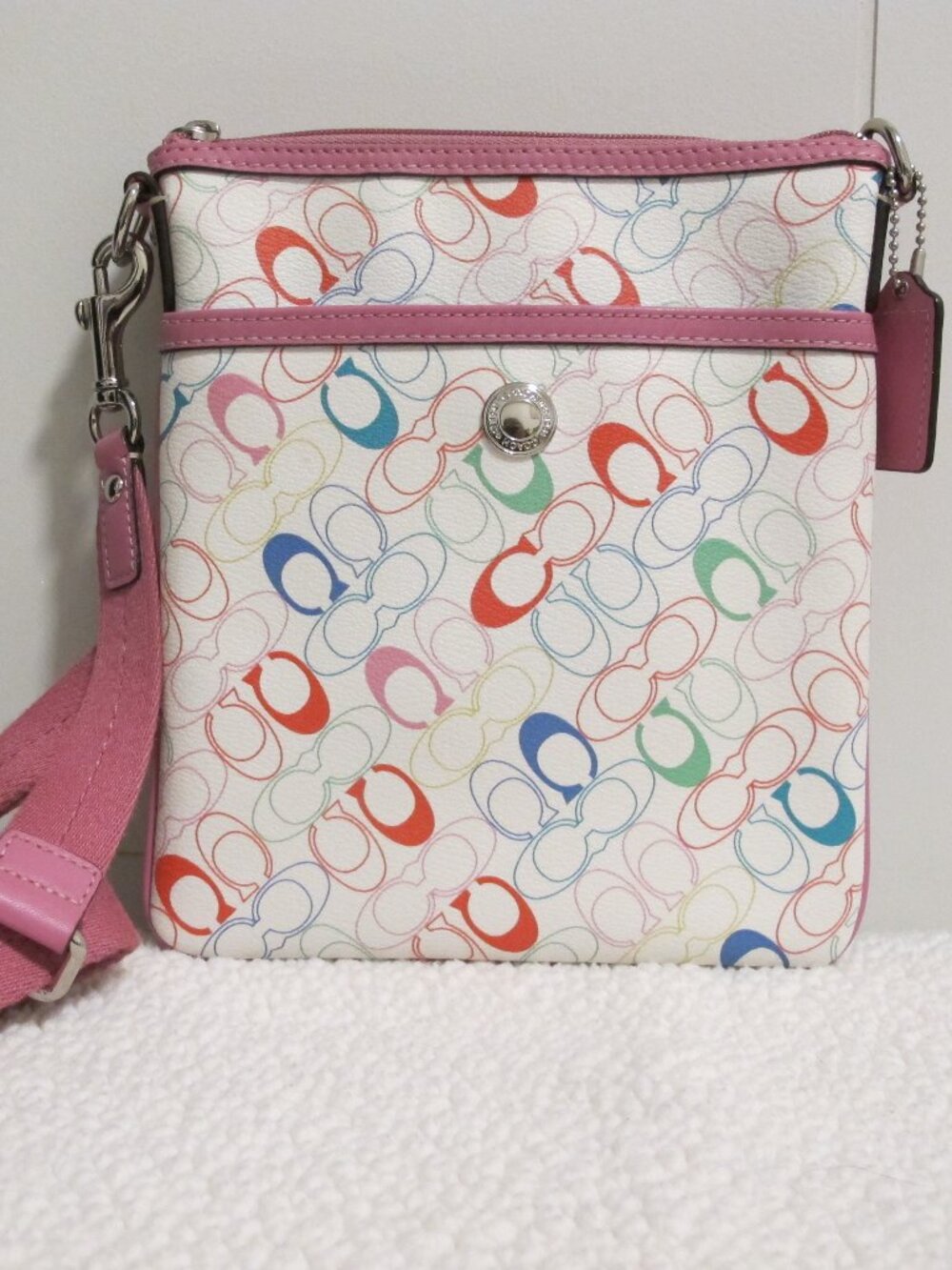 Coach Chelsea Heritage Multicolor Stripe Signature C Swingpack Crossbody Bag